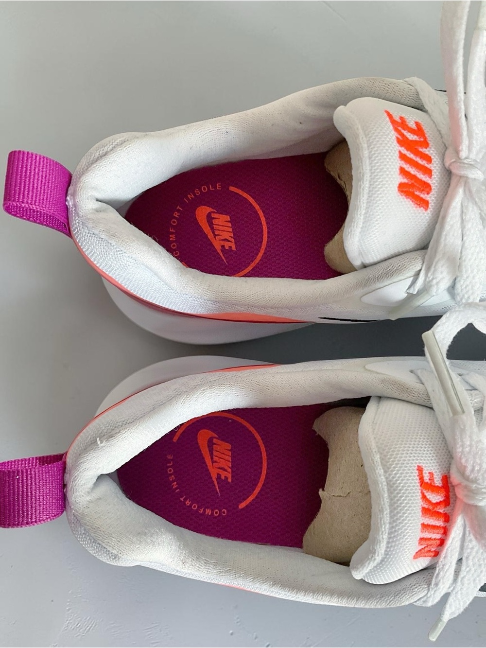 Nike Crimson Cactus Flower Wearallday Sneaker, Size 8 - Picture 8 of 13